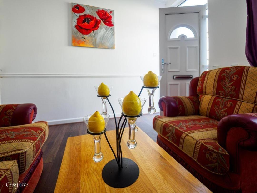 12 Cornwallis Lodge Family Room 2 Stoke-on-Trent Ngoại thất bức ảnh